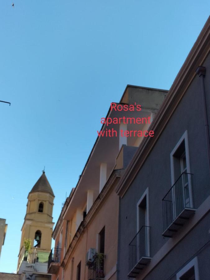 Rosa'S Apartment With Terrace Cagliari Exterior foto